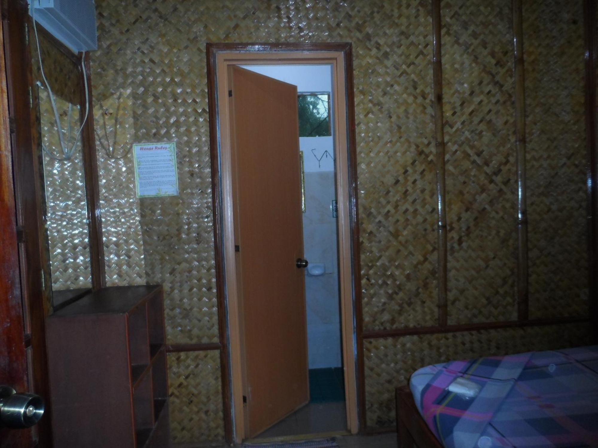 Victoria Guest House And Cottages Puerto Princesa Zimmer foto